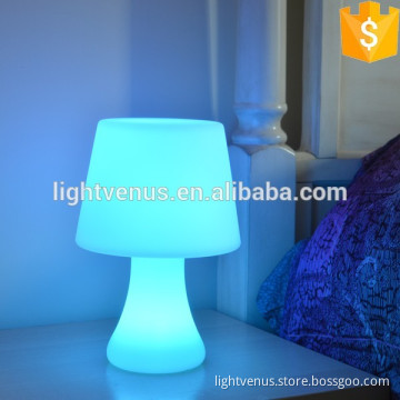 factory directly wholesale plastic hotel table lamp low price desk lamp